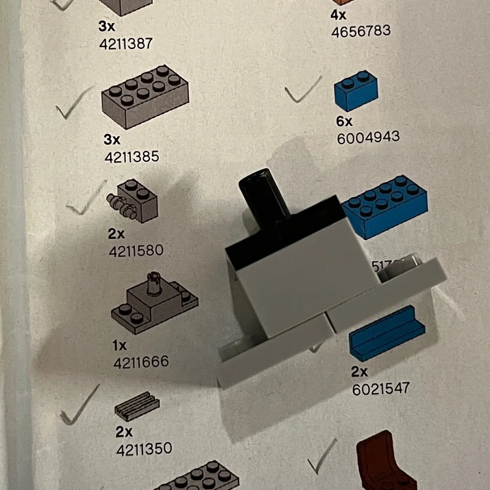 LEGO Juniors Easy to Build Construction Set (10667)